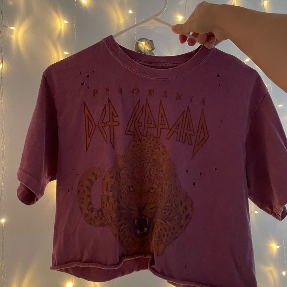 Cropped Tee